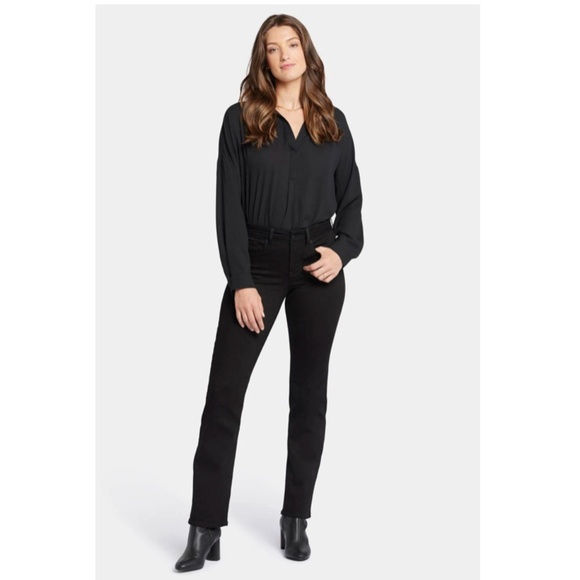 NYDJ Denim - NYDJ Marilyn Straight Black Jeans Women’s Size 6 Lift Tuck Technology Slimming